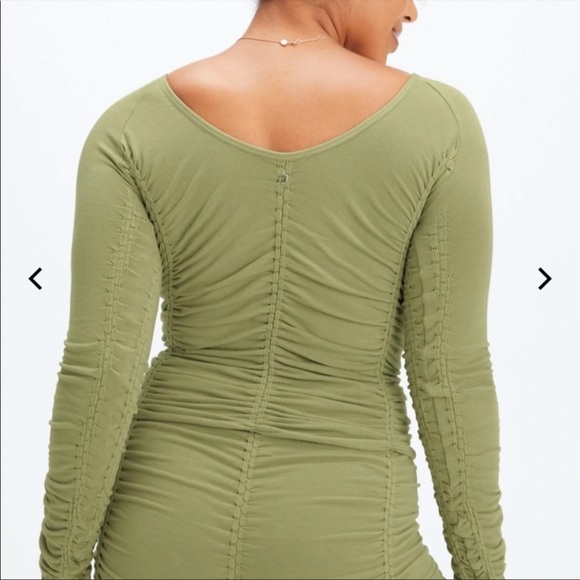 Fabletics Ruched Top - Picture 2 of 3